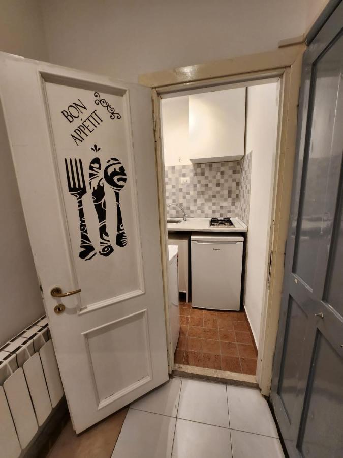 Monolocale Suite Con Terrazzino Рим Экстерьер фото